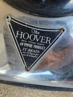 Vintage Hoover Vacuum (220V-50Hz)