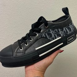Dior Shoes