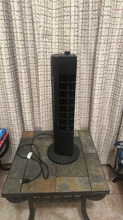 Black Tower Fan with Round Base
