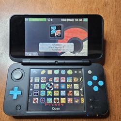 "New" Nintendo 2DS XL With Big Game Library 