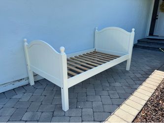 White solid wood twin bed frame