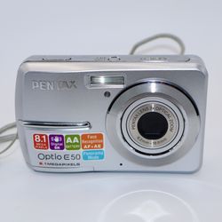 Pentax Optio E50 Digital Camera 8.1MP 3x Zoom Compact Takes AA Batteries Tested
