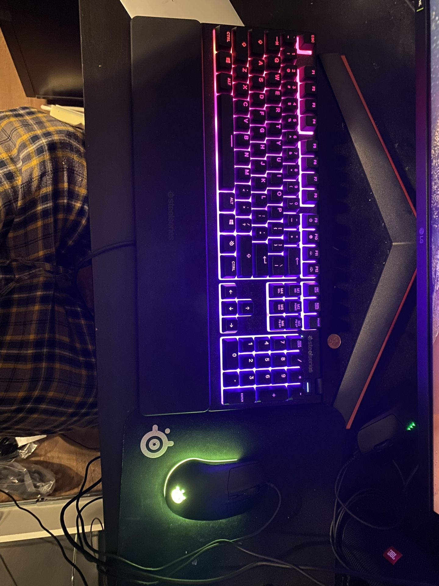 Steelseries Gaming Keyboard and mouse