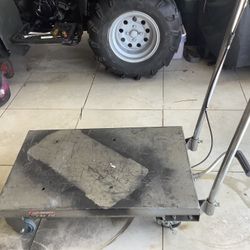 Hydraulic Table Lift