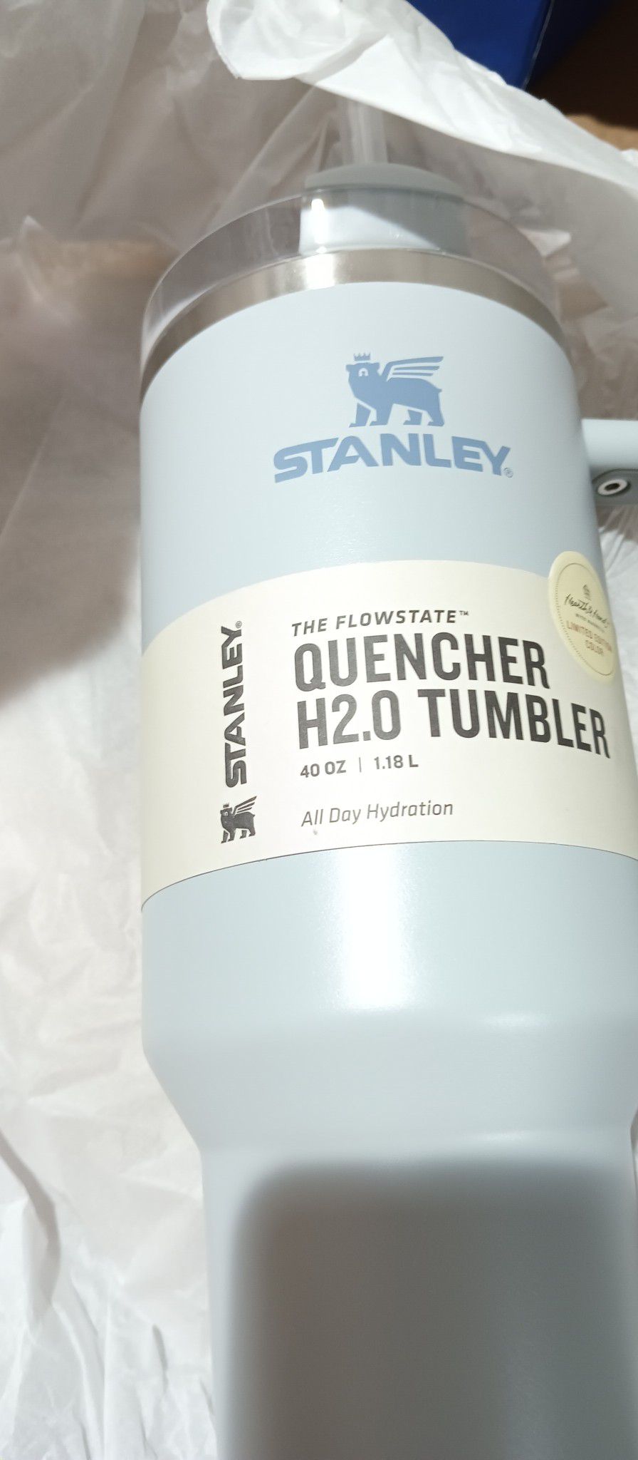 Stanley 

THE QUENCHER H2.0 TUMBLER | 40 OZ

