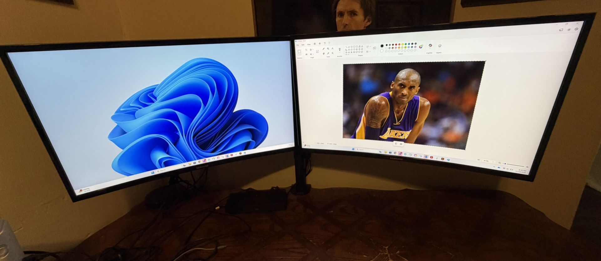 Dual Curved Computer Monitor Set Up