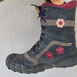 100% Real Genuine Lether Boots Size 8.5 Womens