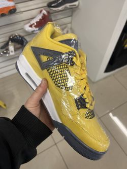 Jordan  4 Retro Lightning 
