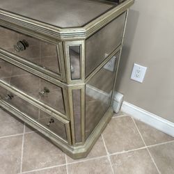  Z Gallerie Antique Gold Mirror Mirrored Dresser And Matching Mirror 