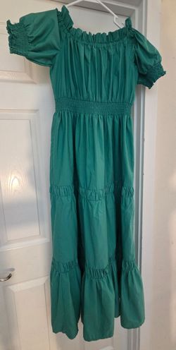 Green Off-Shoulder Tiered Maxi Dress