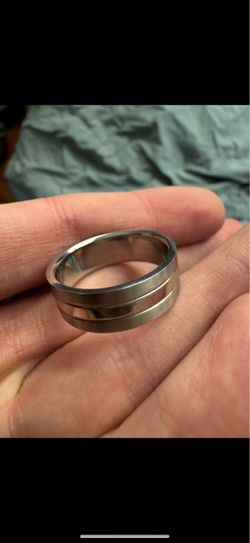 Men’s size 11 stainless steel ring