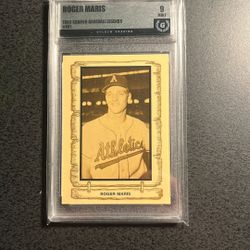 Roger Maris 1983 Baseball Legends - Graded 9