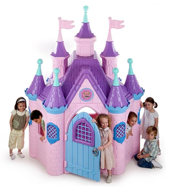 Feber Princess Castle Outdoor Playhouse for Sale in Burbank, CA OfferUp