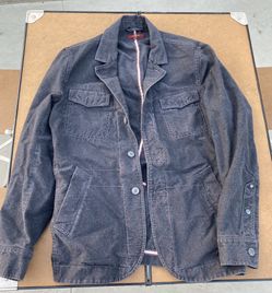 JACKET / COAT