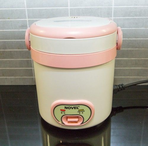 White / pink small 1-2 person (or travel size) rice cooker

