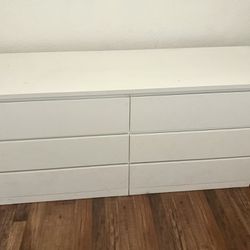 IKEA Malm Dresser and 2 Night Stands  ***SERIOUS INQUIRIES ONLY***