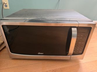 Oster 1100W Stainless Steel Microwave