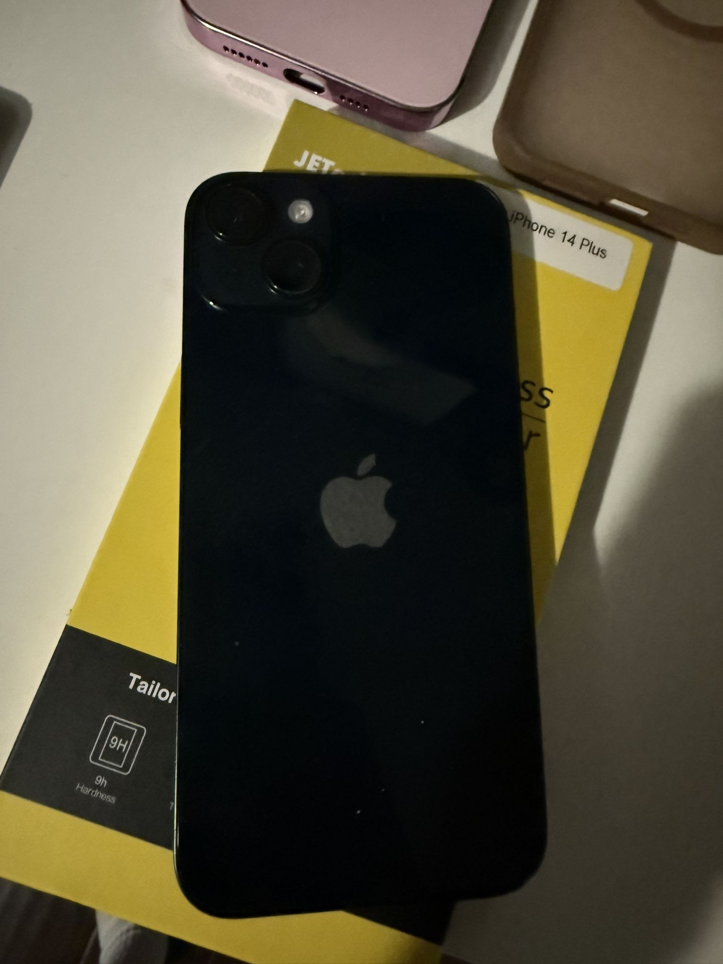 iPhone 14 Plus