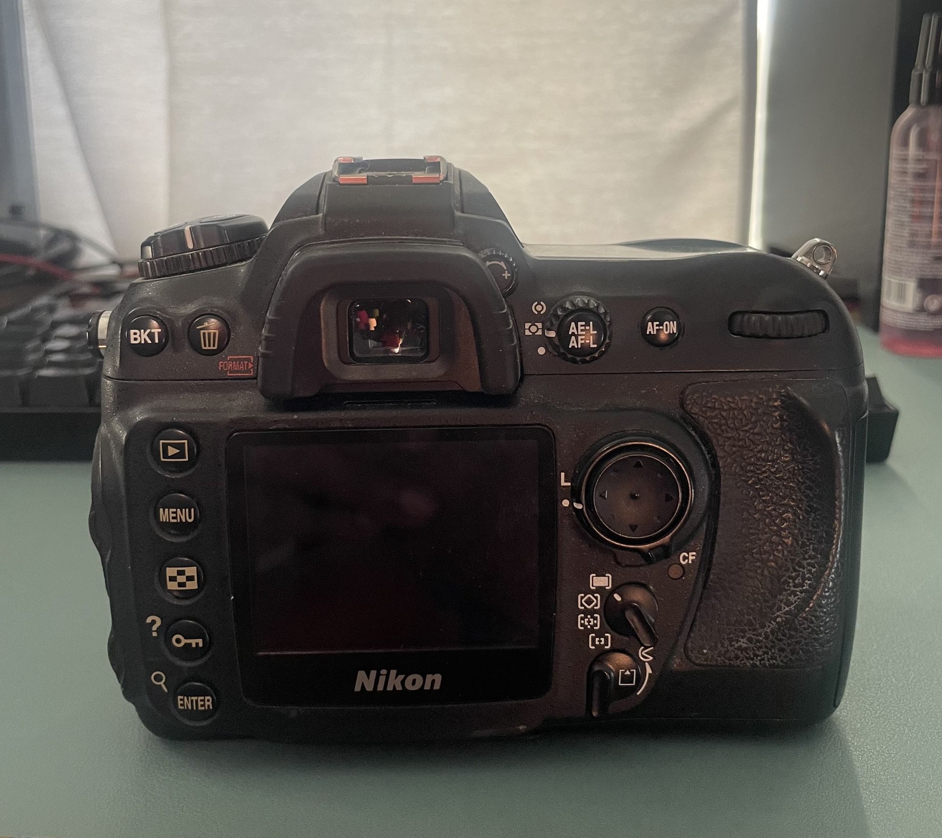 Nikon D200 + AF S NIKKOR 18 55mm Lens