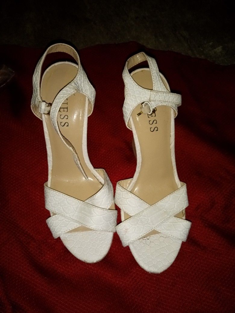 Guess White Wedges