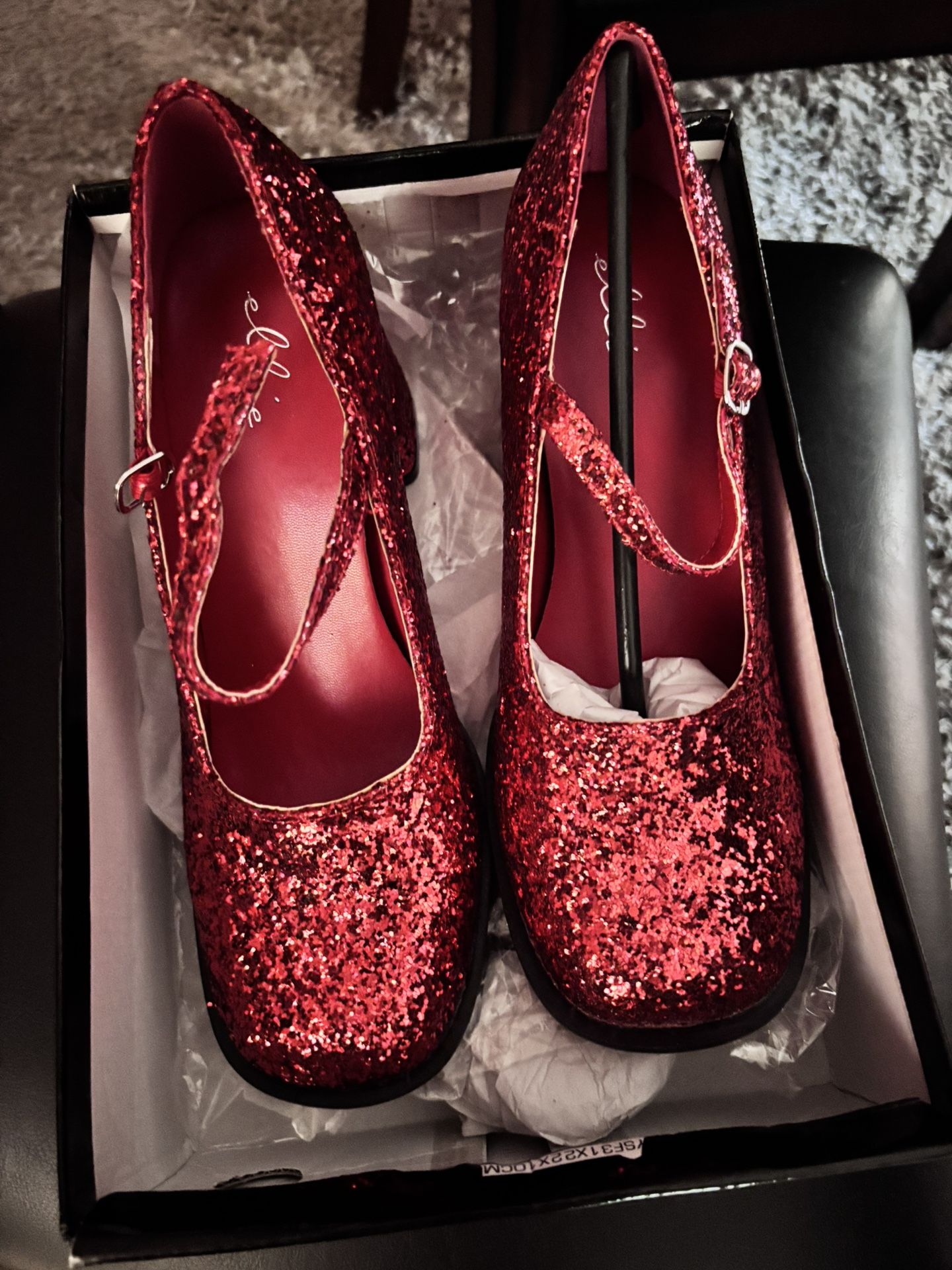 Red Glitter Halloween / Dress Up Costume Size 10 Shoes π