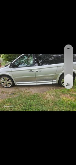 2005 Dodge Caravan