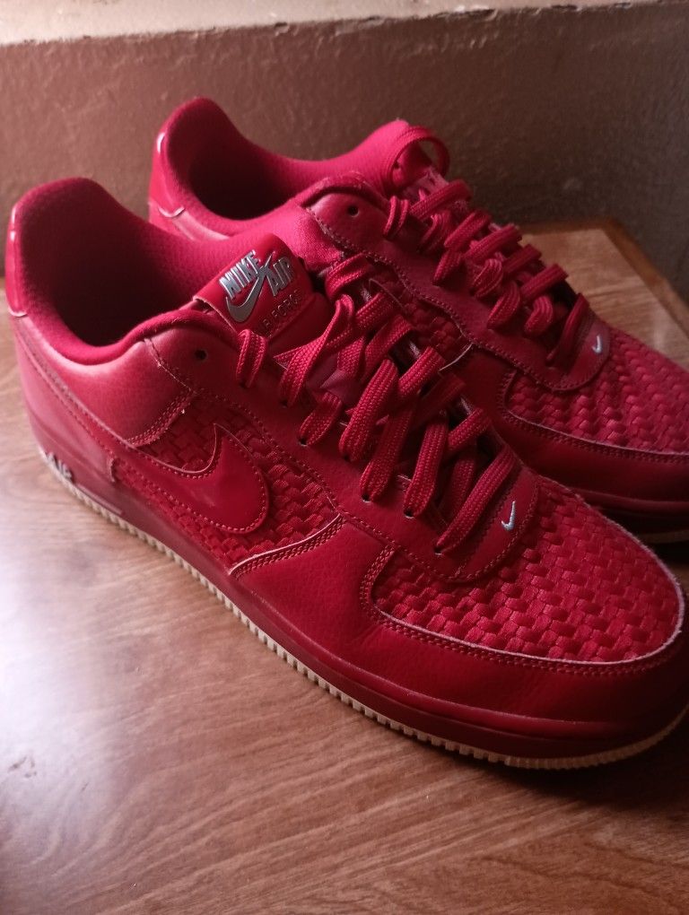 Red Nike Air Force 1 Size 10