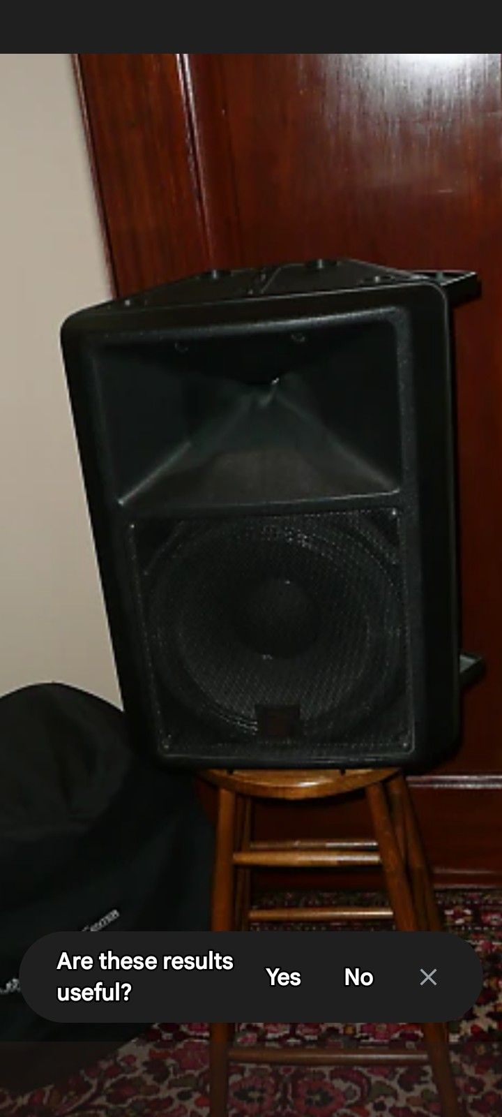 2 EV "Electro Voice"Sx200 Series Speakers