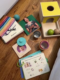Lovevery The Inspector Play guide 7-8 Months
