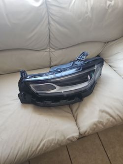 Headlamp ChryslerPacifica
