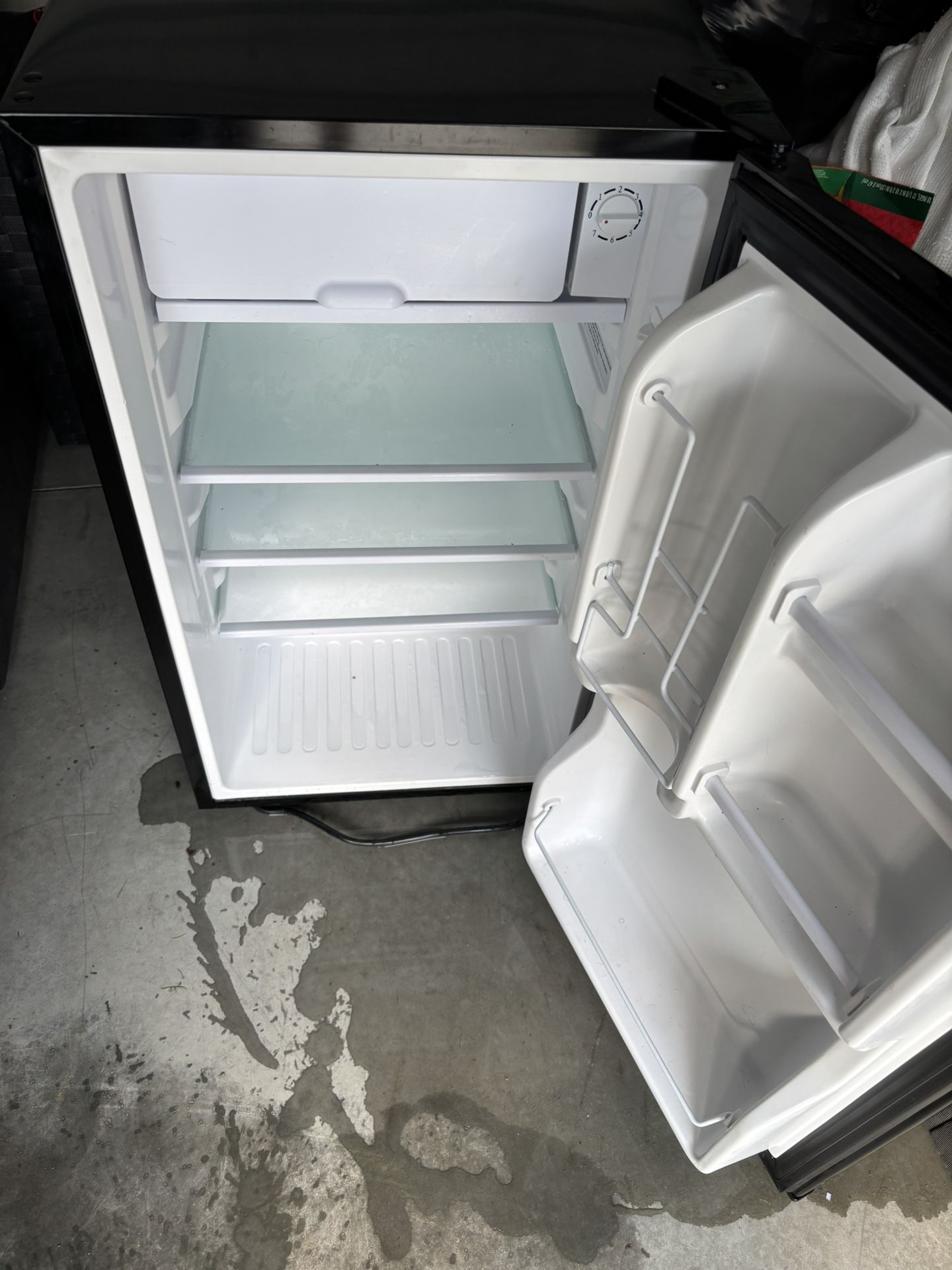 Master Chef Mini Fridge