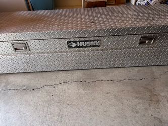 Husky Aluminum Diamond Plate Truck Tool Box