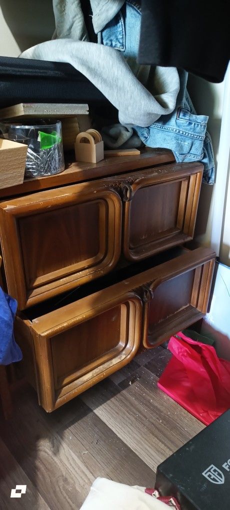 Dresser