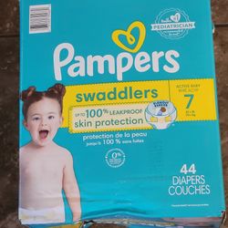 Brand New Box Of Pampers Swaddlers Size 7 Diapers 44 Count