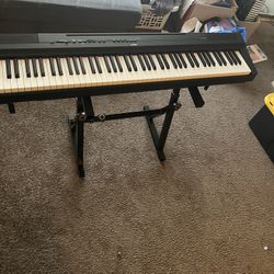 Yamaha P-125 Piano