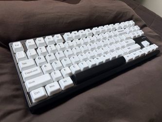Meletrix TKL DYNA Anodized Black (switches and keycaps NOT included)