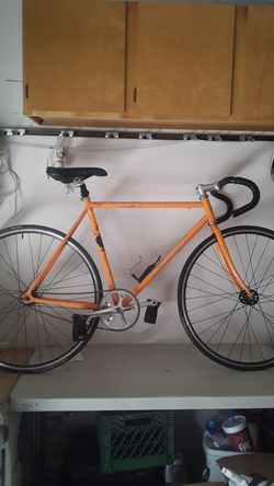 Windsor fixie bike 2025