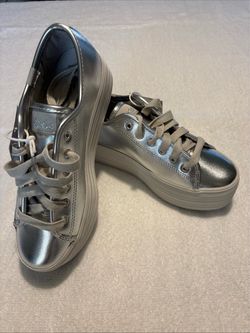 Keds silver metallic light up shoes size 6.