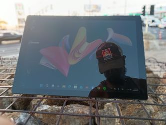 Microsoft Surface 6 Pro Tablet