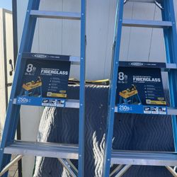 8ft Fiberglass Ladder
