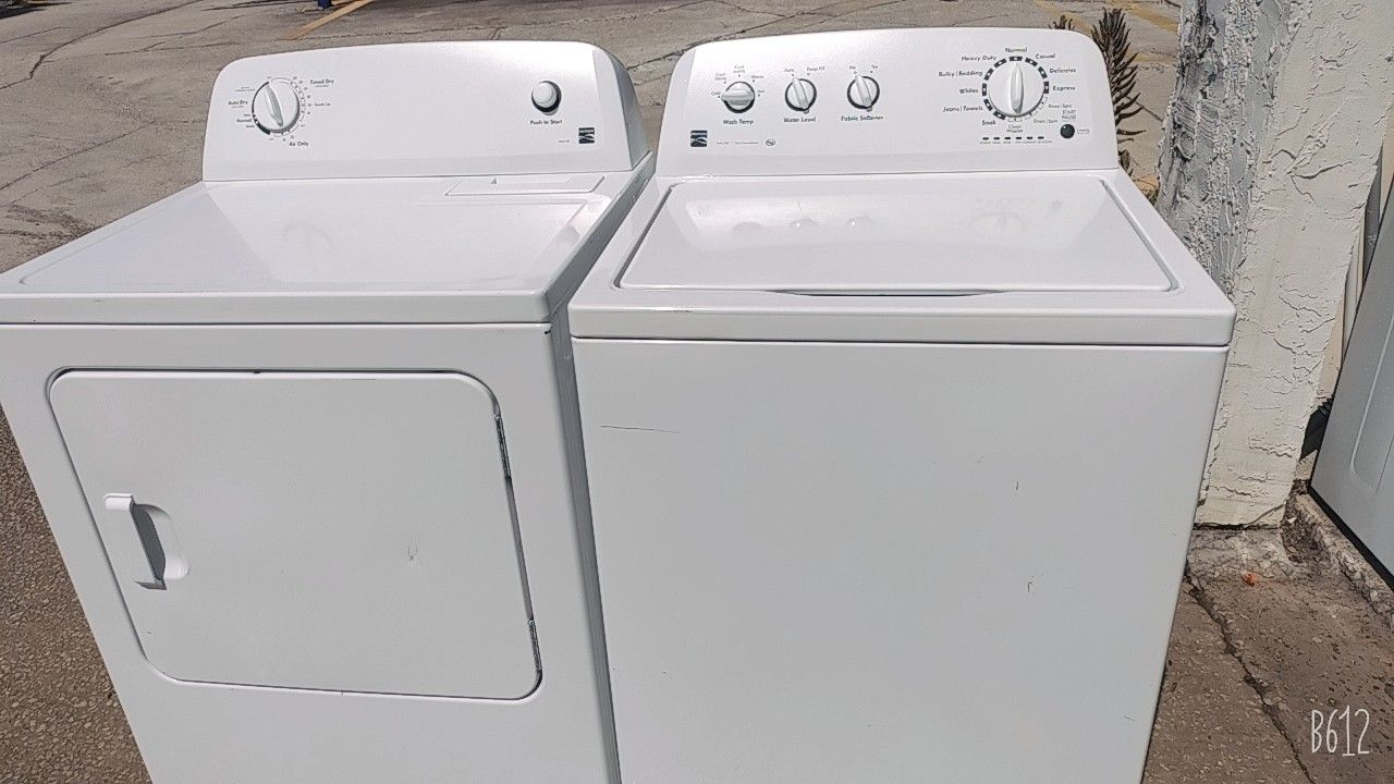 KENMORE ELECTRIC WASHER/DRYER SET