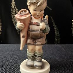 Hummel Figurine ‘LITTLE SCHOLAR’, Boy with Backpack, TMK3, HUM 80, 5.5” VG+