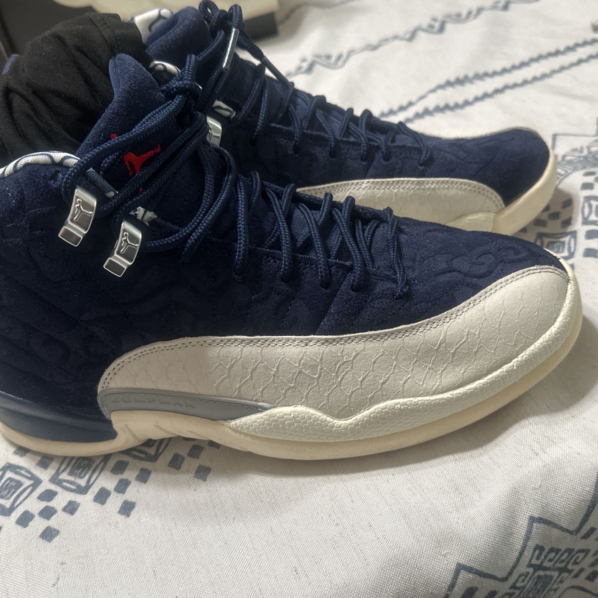 Air Jordan Retro International Flight Size