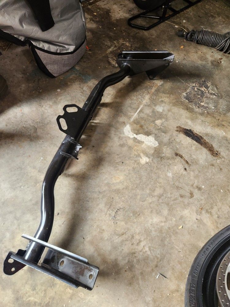 OEM Chevy Colorado Hitch Receiver (2023–2024) – Brand New – $200 OBO