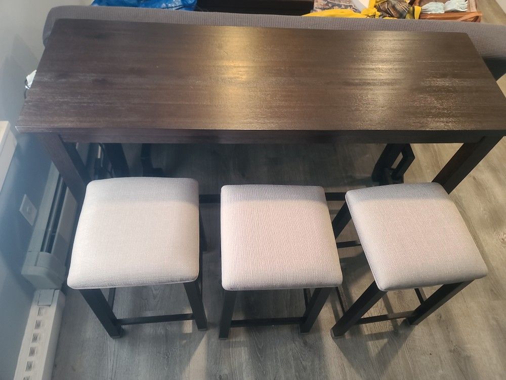 Breakfast Table Bar