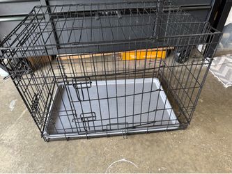 Dog Crate - medium - boots and bark