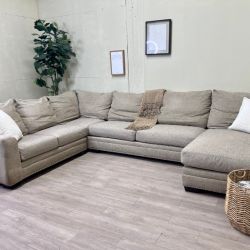 WE DELIVER! 🚚 - Bob’s Furniture “Cottage Chic” Cream Modern Deep-Seated U Sectional Couch with Chaise