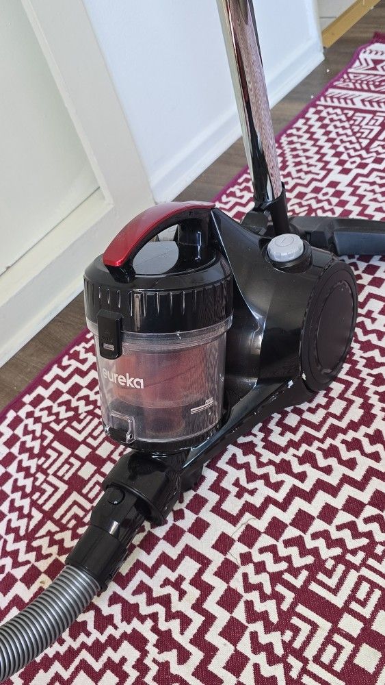 Eureka Whirlwind Bagless Canister Vacuum – Works Great