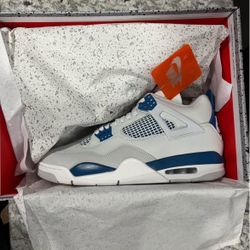 Jordan Retro 4 Military Blue