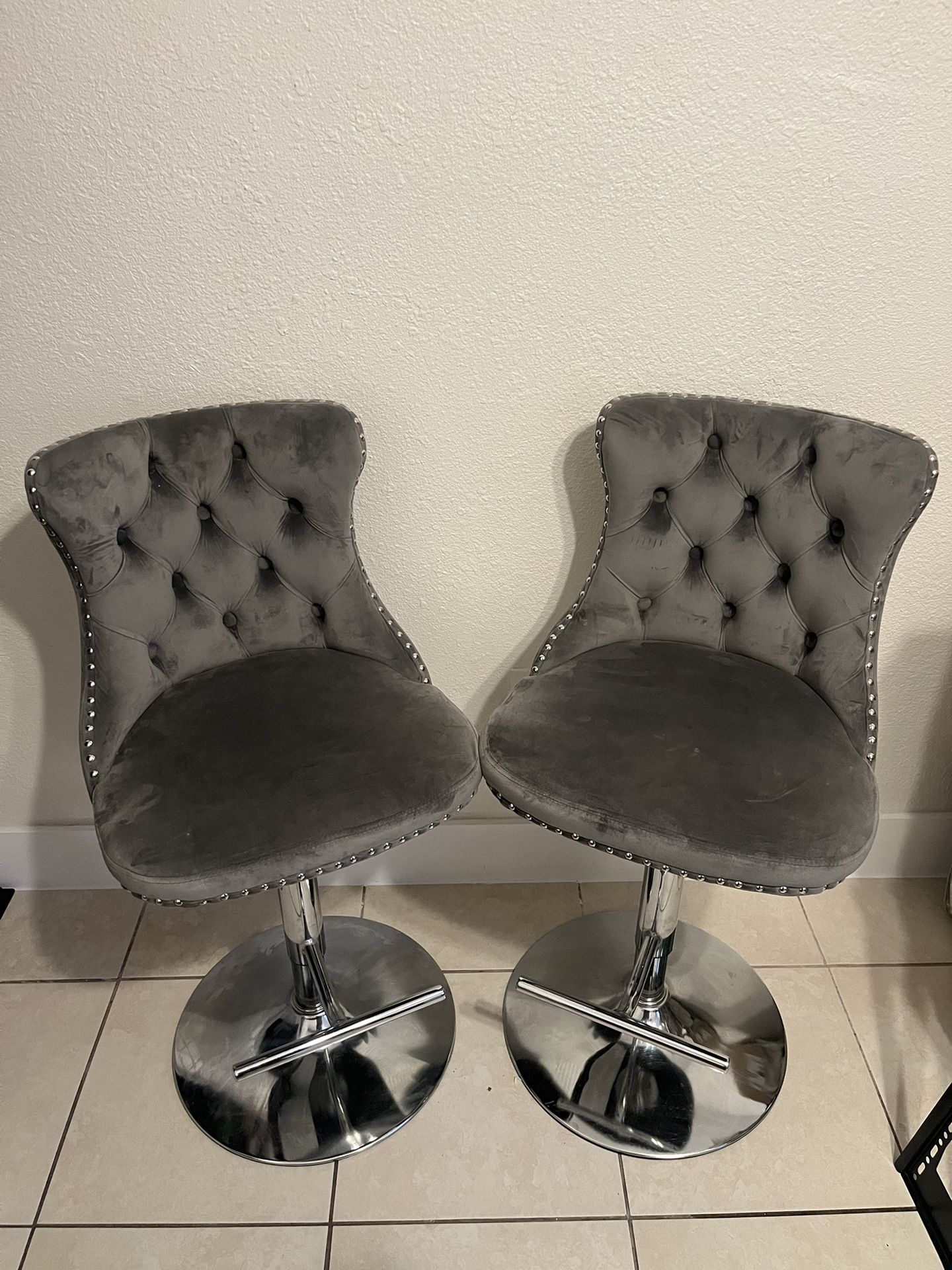 Set Of 2 Bar Stools $85